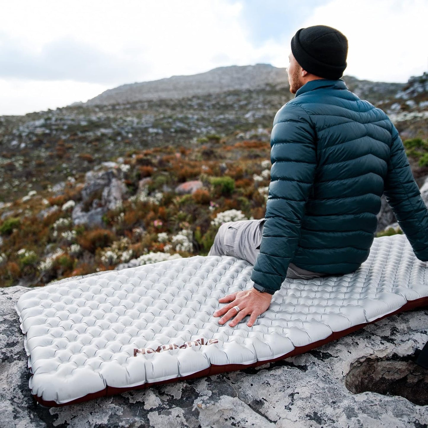Naturehike TuYe™ R5.8 Ultralight Inflatable Sleeping Pad Mat