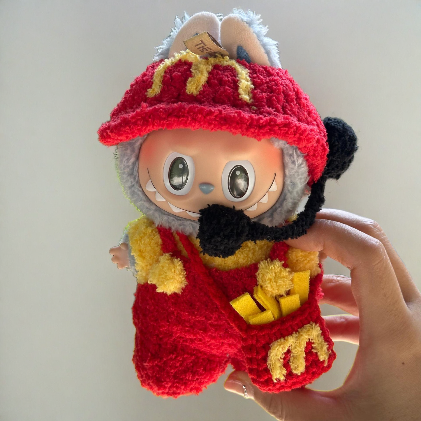 Labubu Festive Outfit Set - Red Hat & Colorful Costume (17cm)