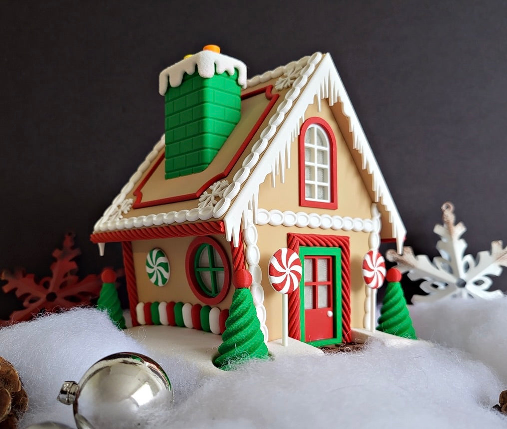 Gingerbread House | Christmas Decoration | Festive Holiday Centrepiece | Toy Village Display | Chocolates Storage | Complete with Flickering LED Tea Lights