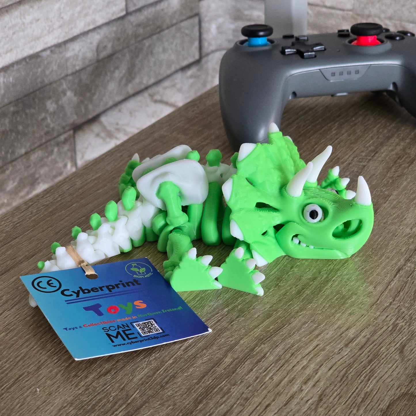 Articulated Triceratops Dinosaur