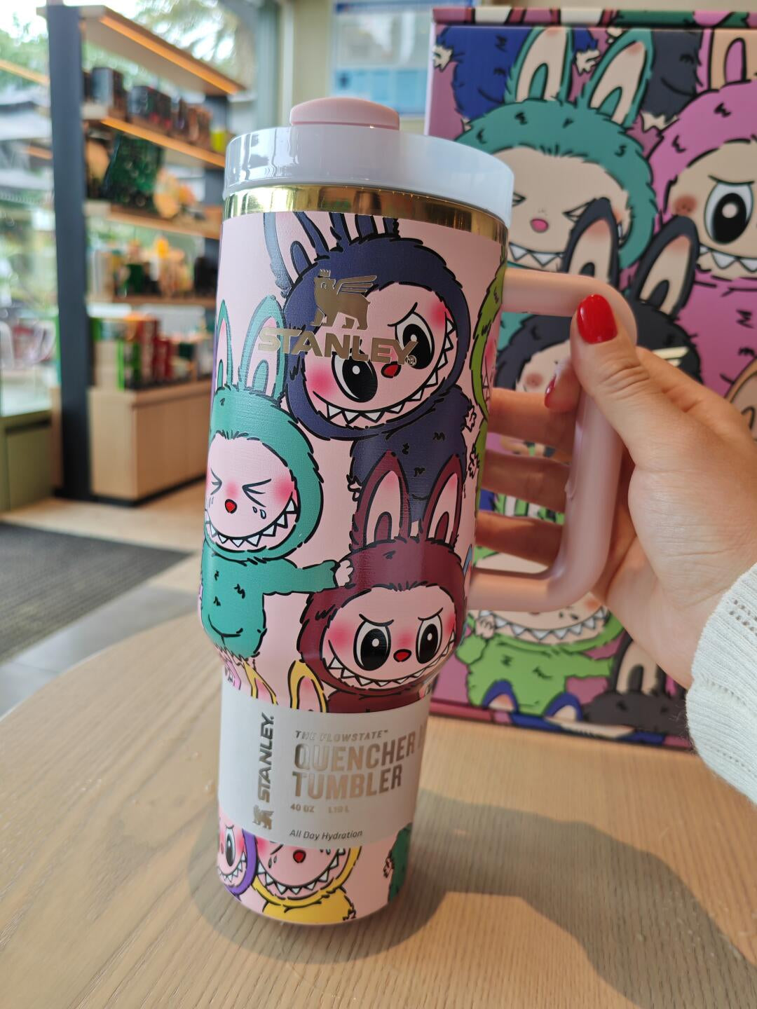 350 STAINLESS STEEL LARGE CAPACITY INSULATED CUP WITH STRAW AND A LABUBU BLIND BOX.