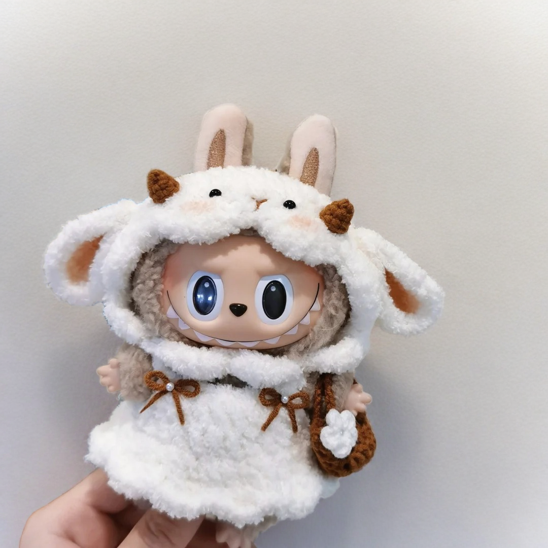 Labubu Sheep Cloak Out Fit Set - Winter White Cape with Horns (17cm)