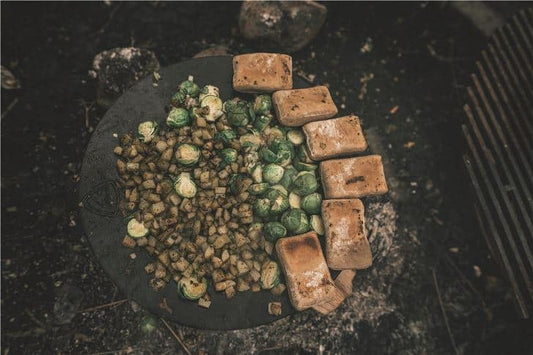 Robens Bighorn 3 Legged Cast iron Pan